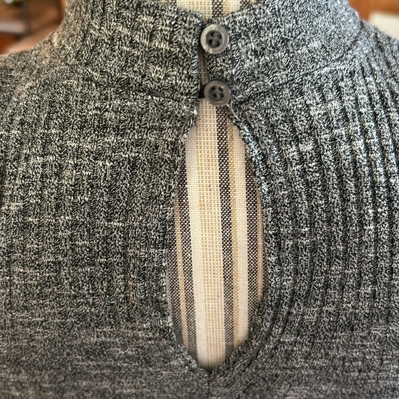 Hollister Ribbed Knit Skater Dress, Heathered Gray, Size XS - Picture 3 of 3